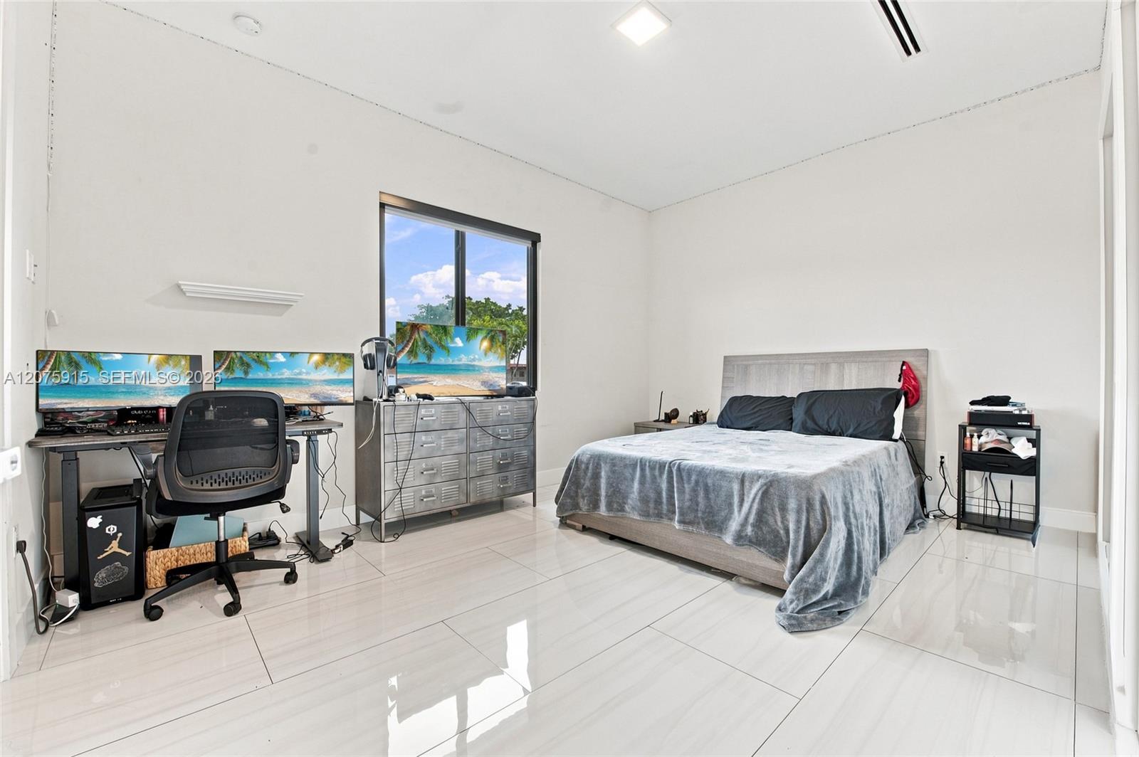 9450 SW 35th Street