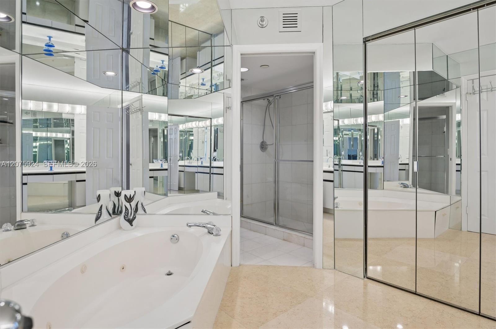 3500 Mystic Pointe Drive