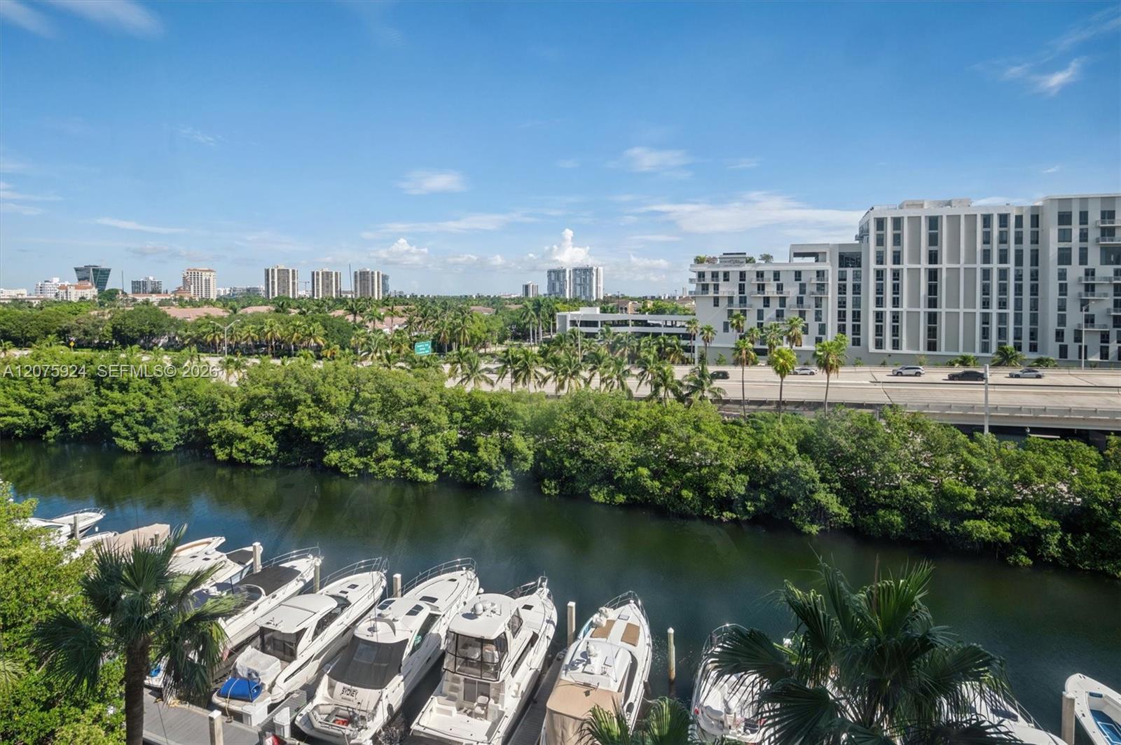 3500 Mystic Pointe Drive