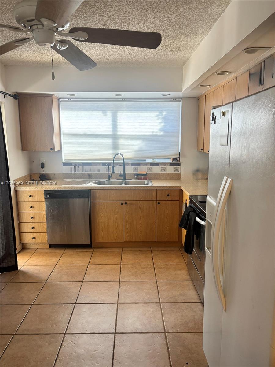 2249 SE 27th Drive