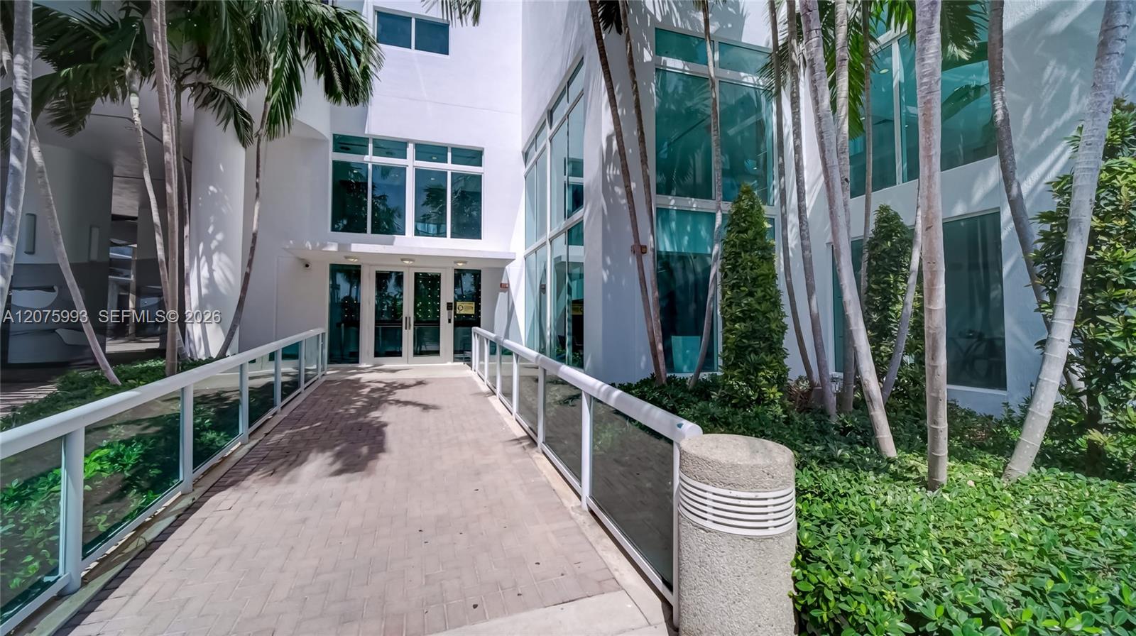 1800 N Bayshore Drive