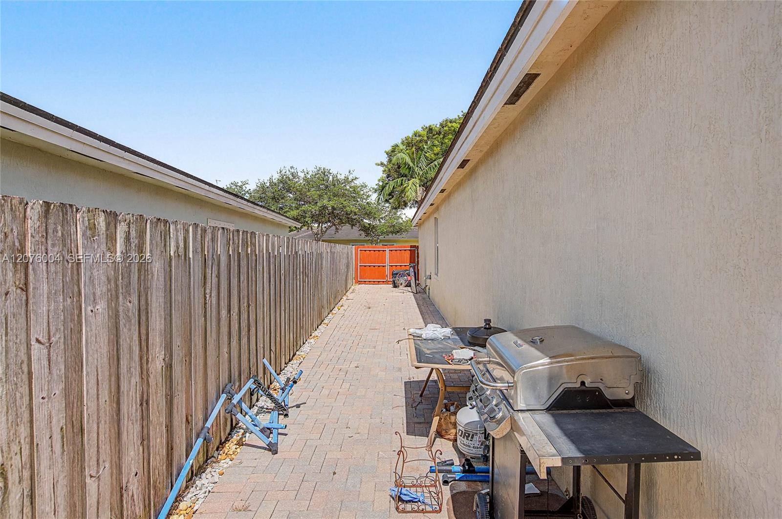 527 SE 31st Avenue