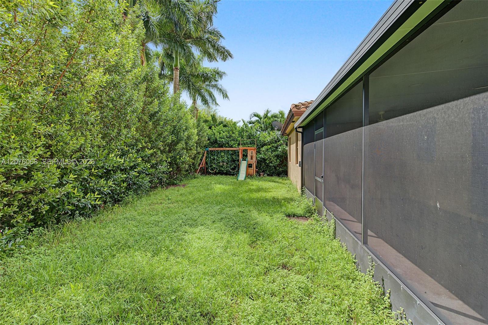 633 SE 35th Terrace