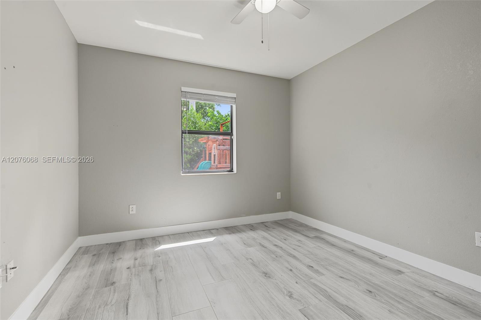 633 SE 35th Terrace