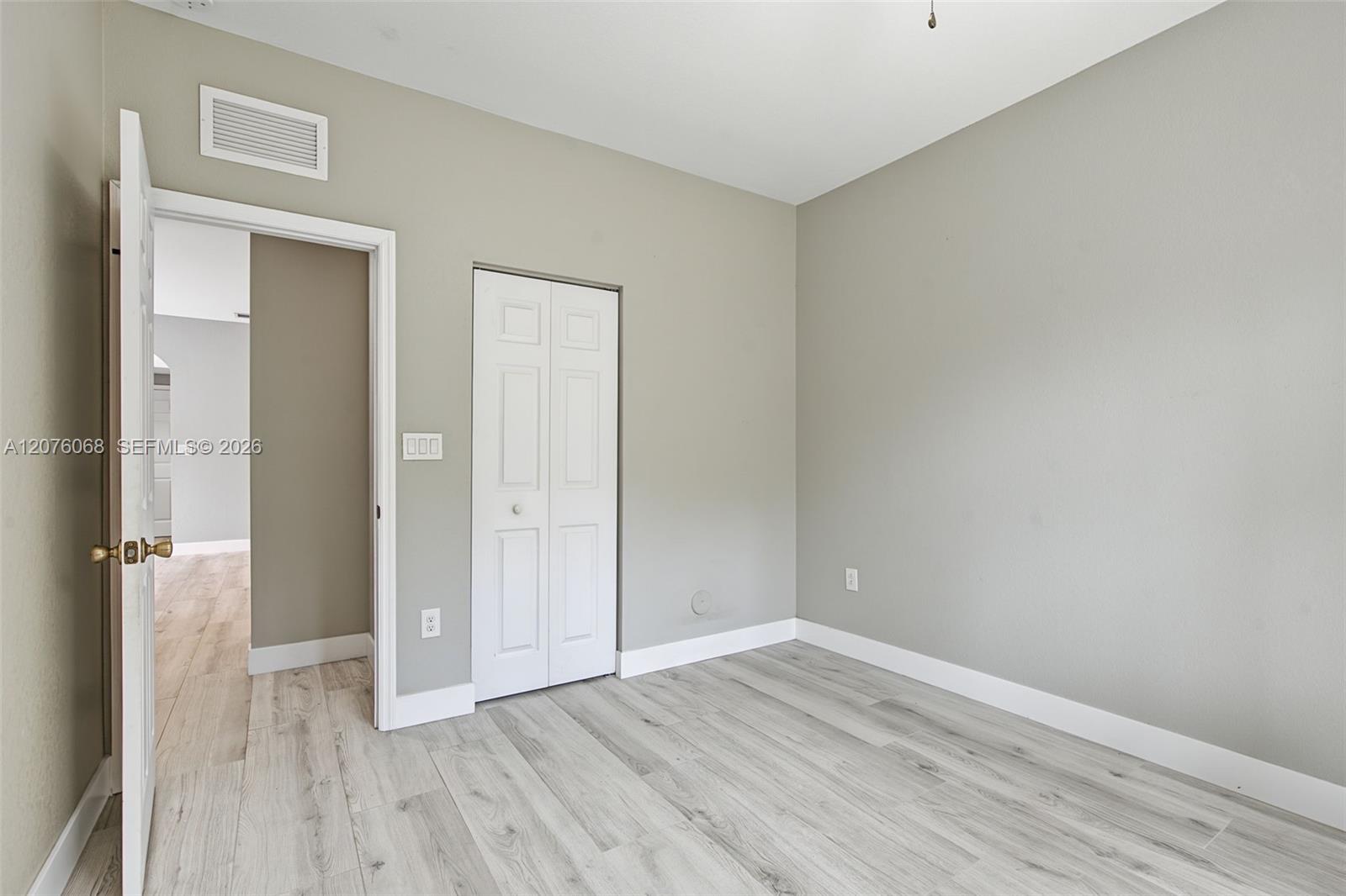 633 SE 35th Terrace