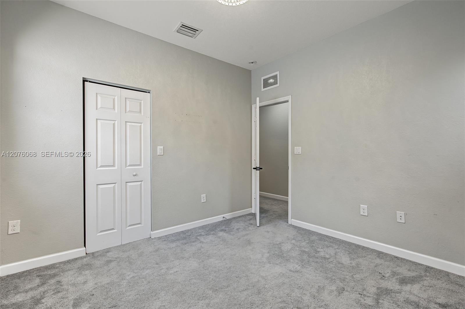 633 SE 35th Terrace