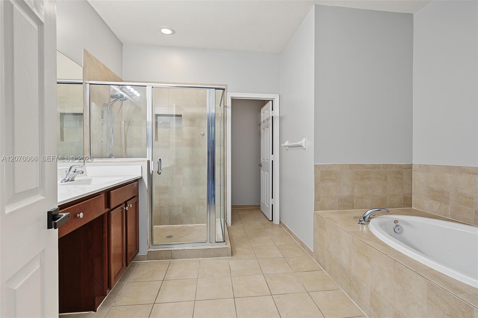 633 SE 35th Terrace