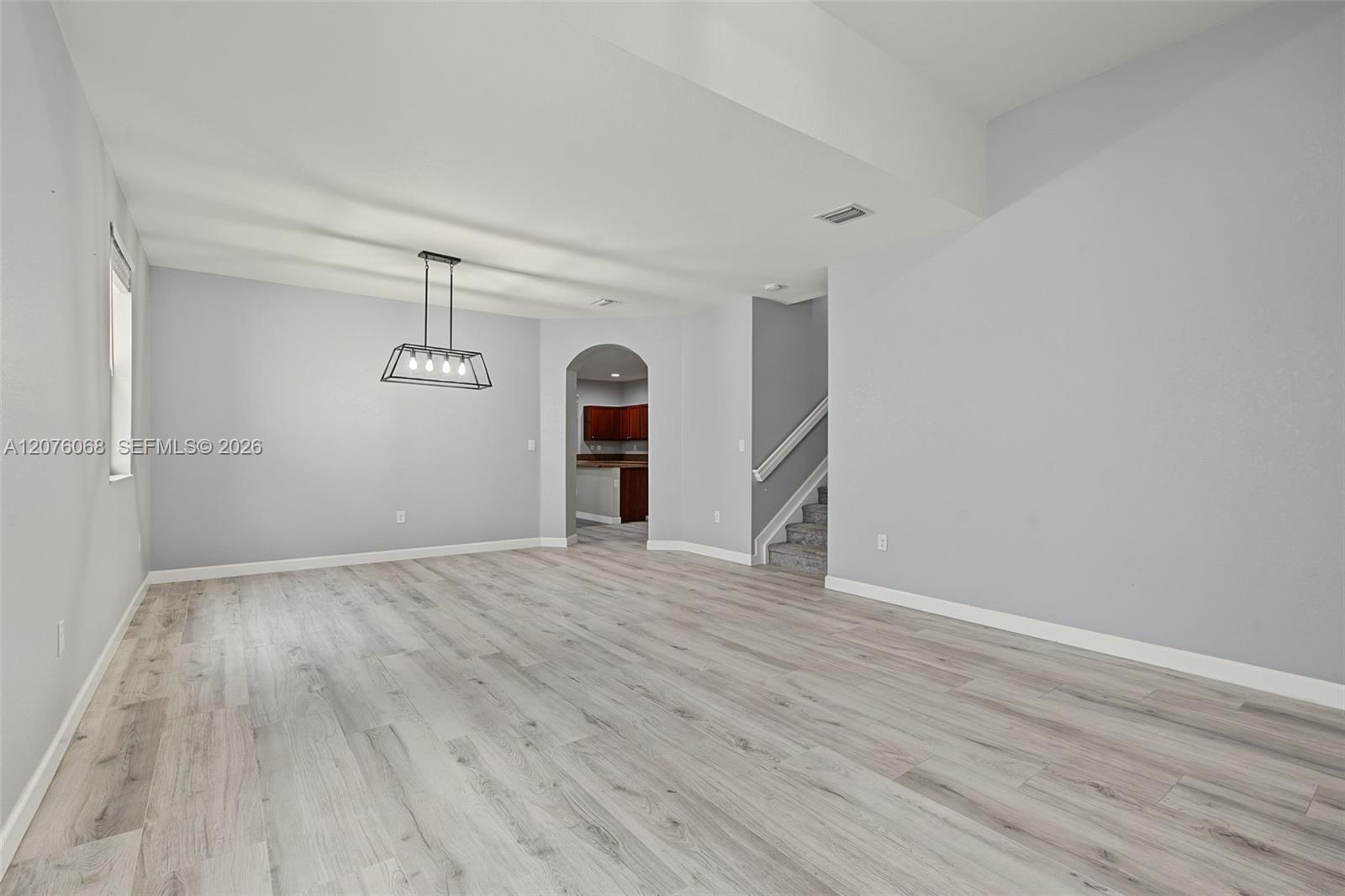 633 SE 35th Terrace