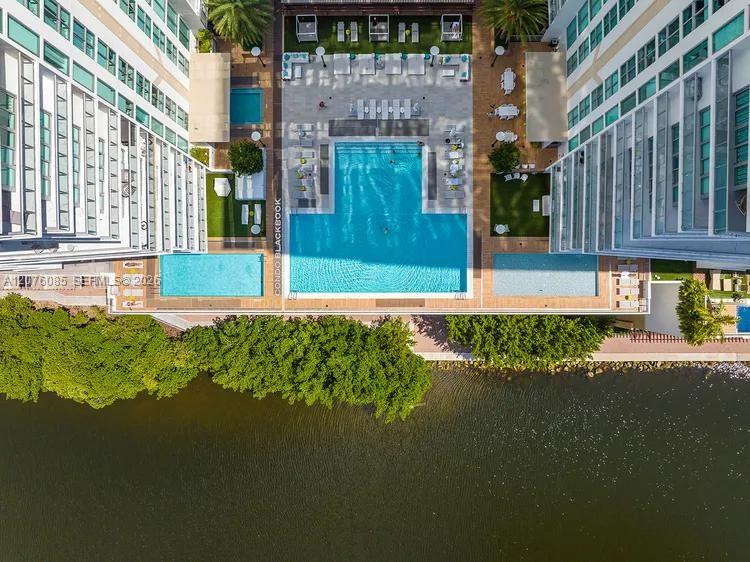 330 Sunny Isles Boulevard