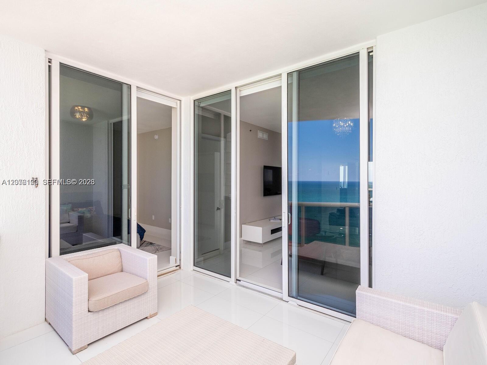 15901 Collins Avenue