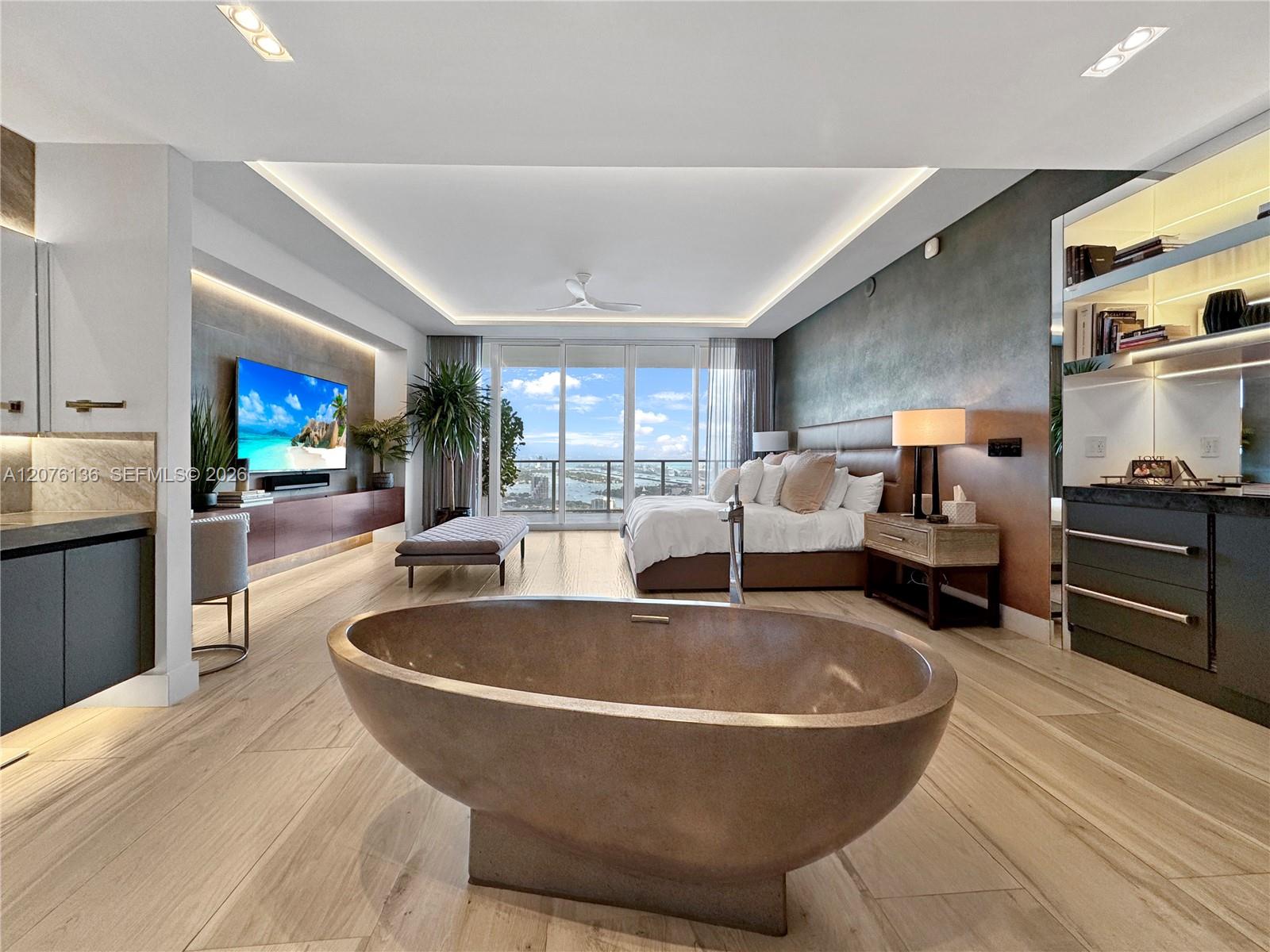 2020 N Bayshore Drive
