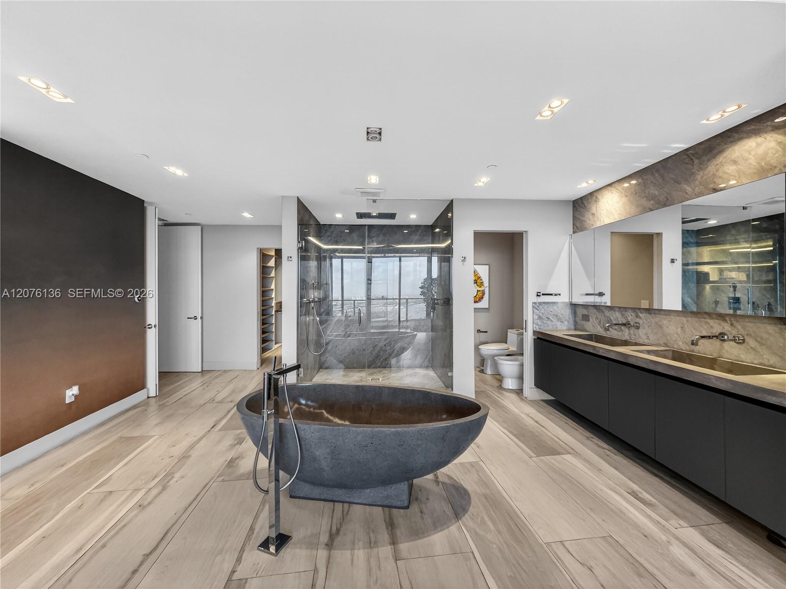 2020 N Bayshore Drive
