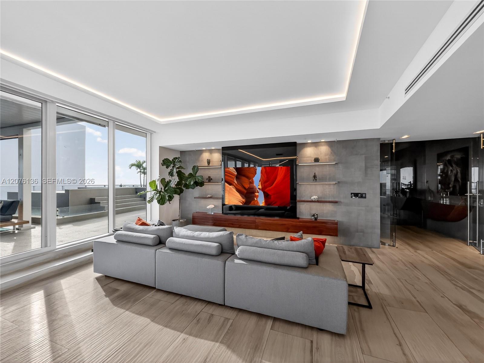 2020 N Bayshore Drive