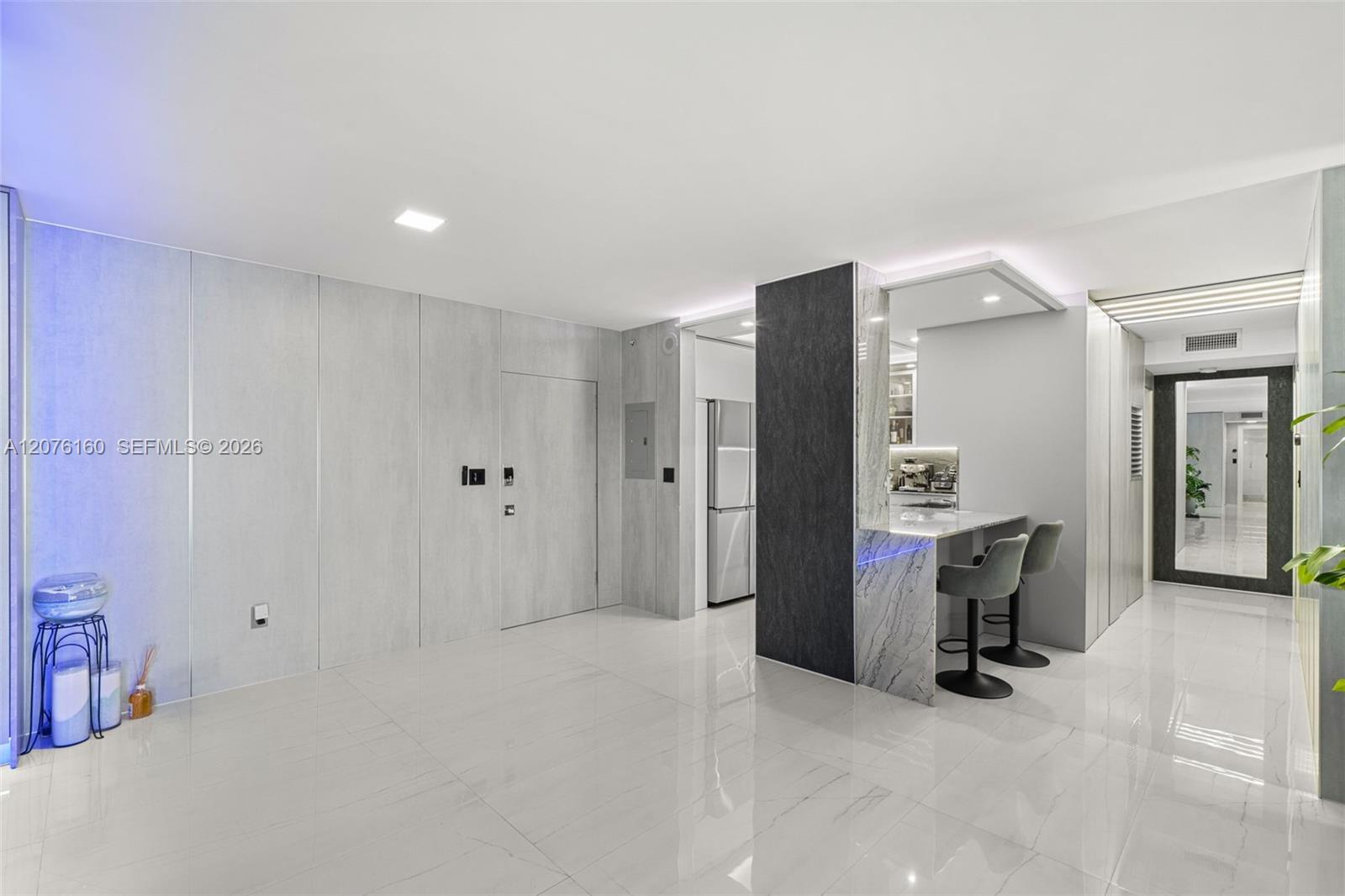 400 Kings Point Drive