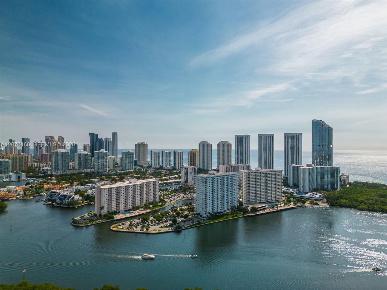 400 Kings Point Drive