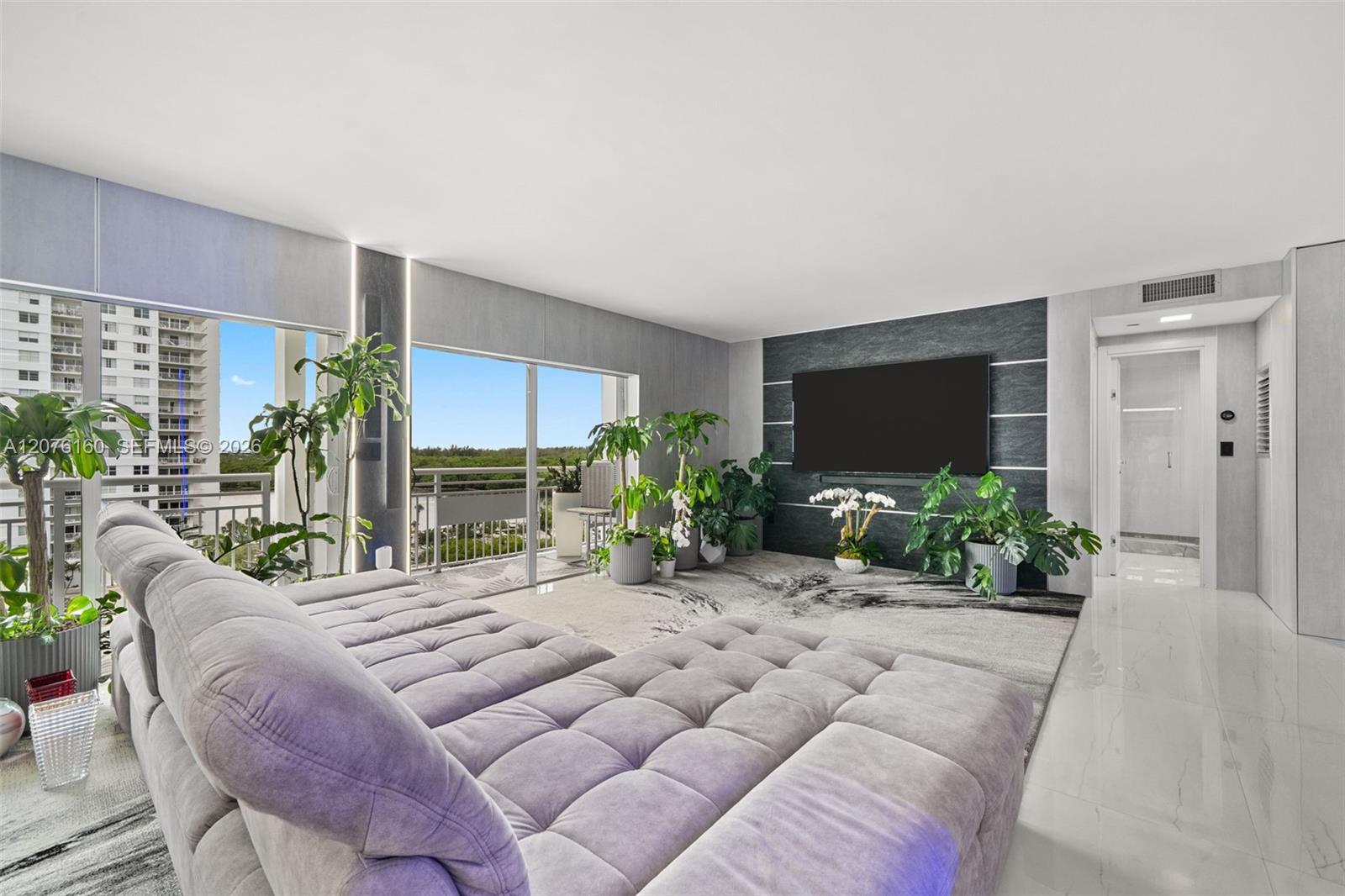 400 Kings Point Drive
