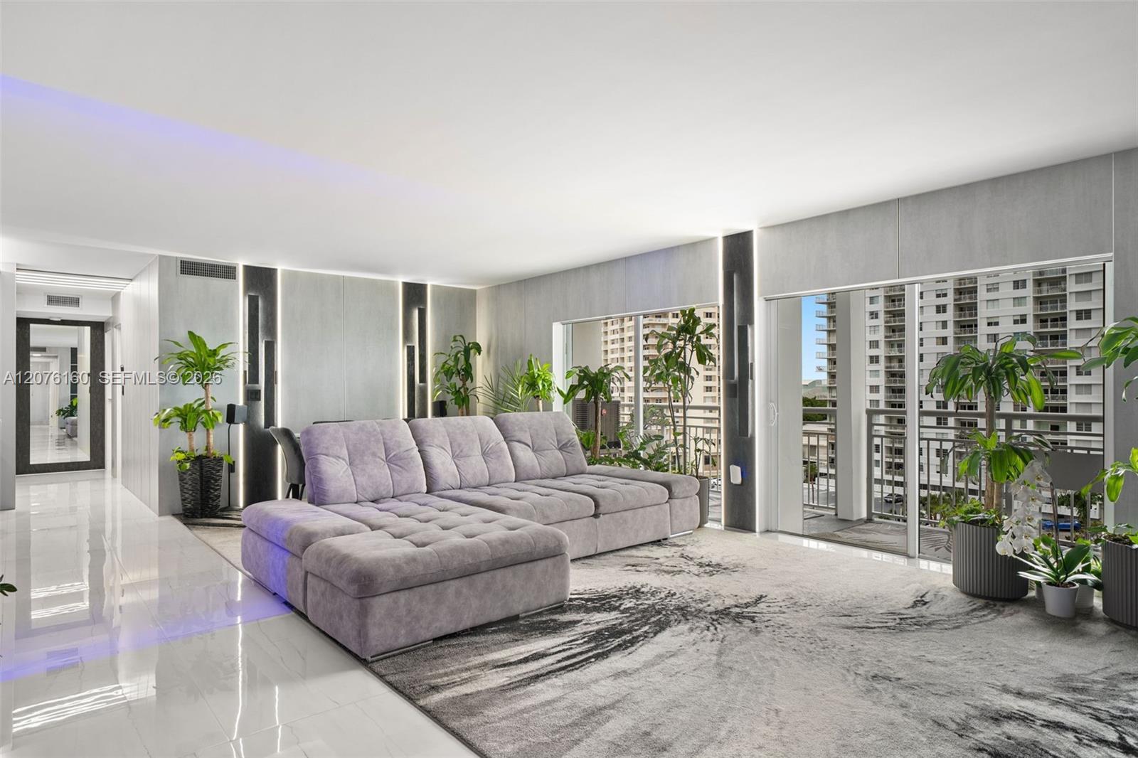 400 Kings Point Drive