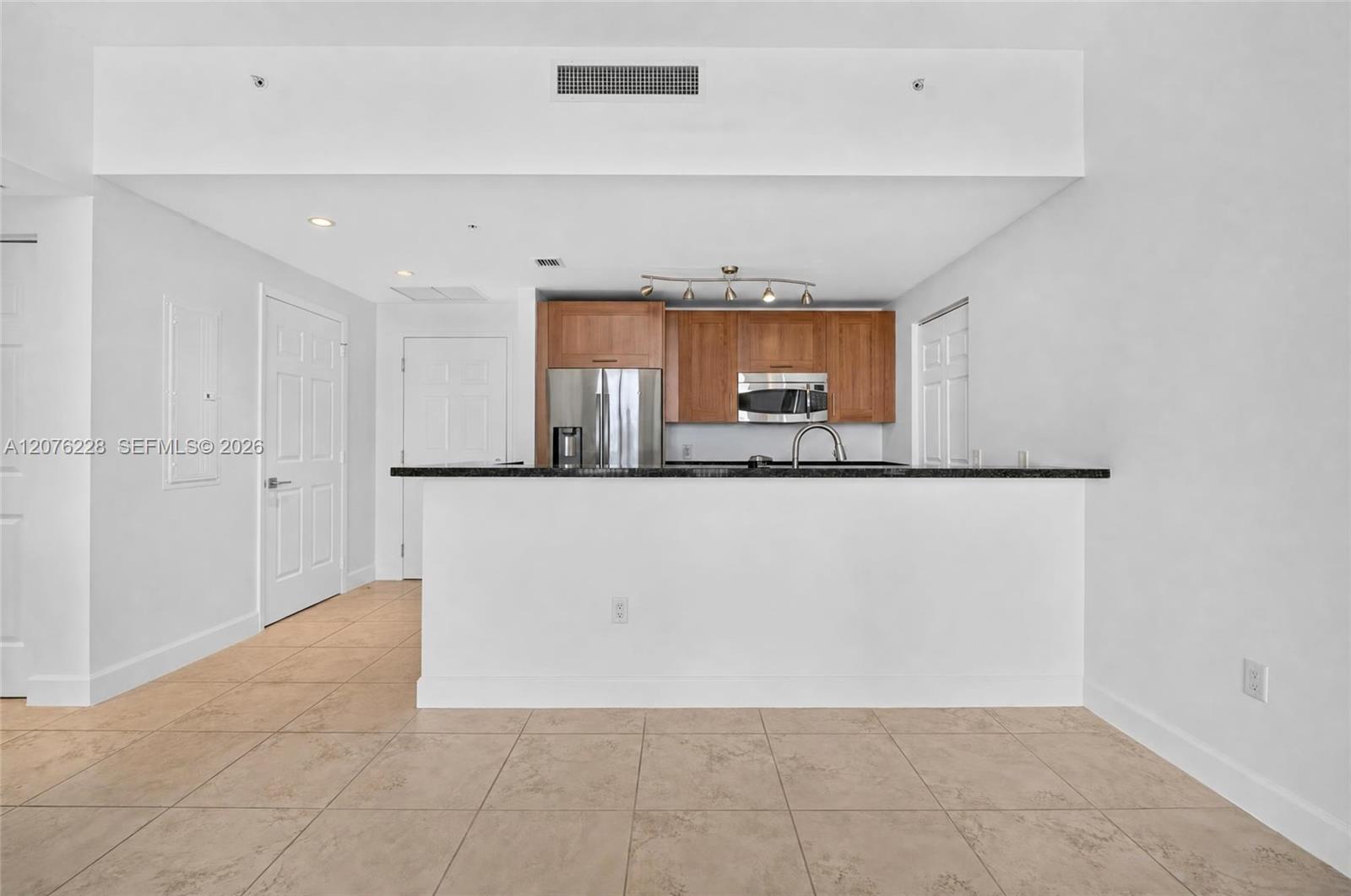 1300 Ponce De Leon Boulevard