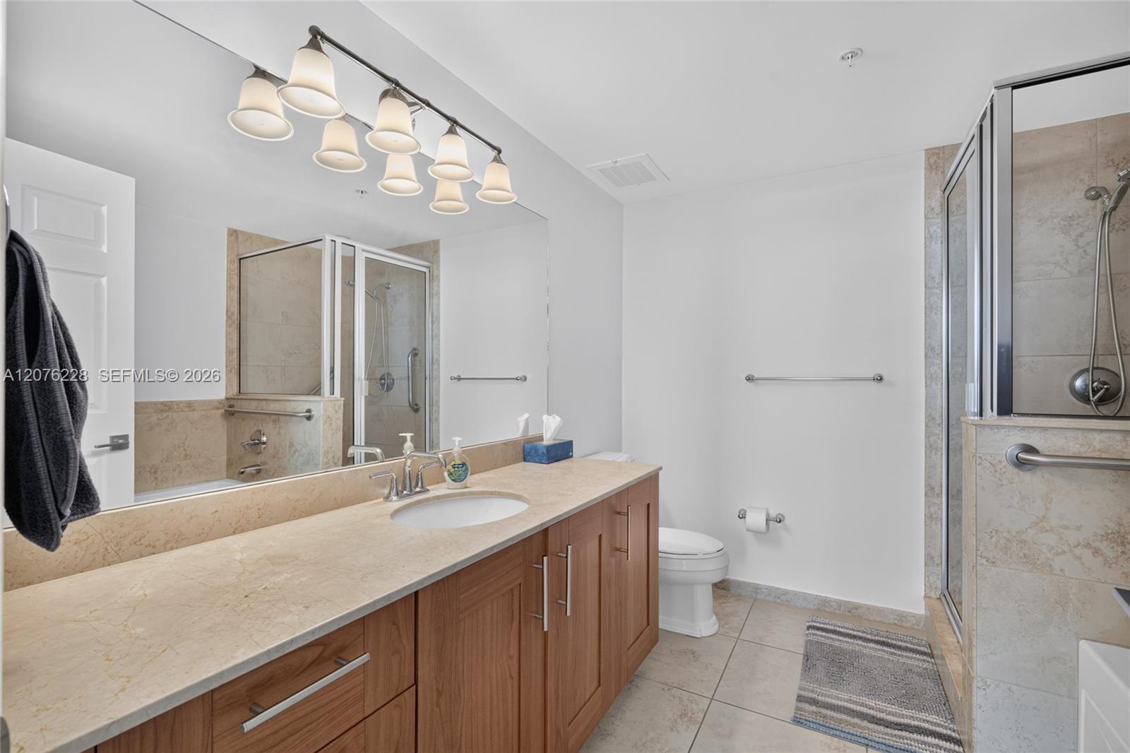 1300 Ponce De Leon Boulevard