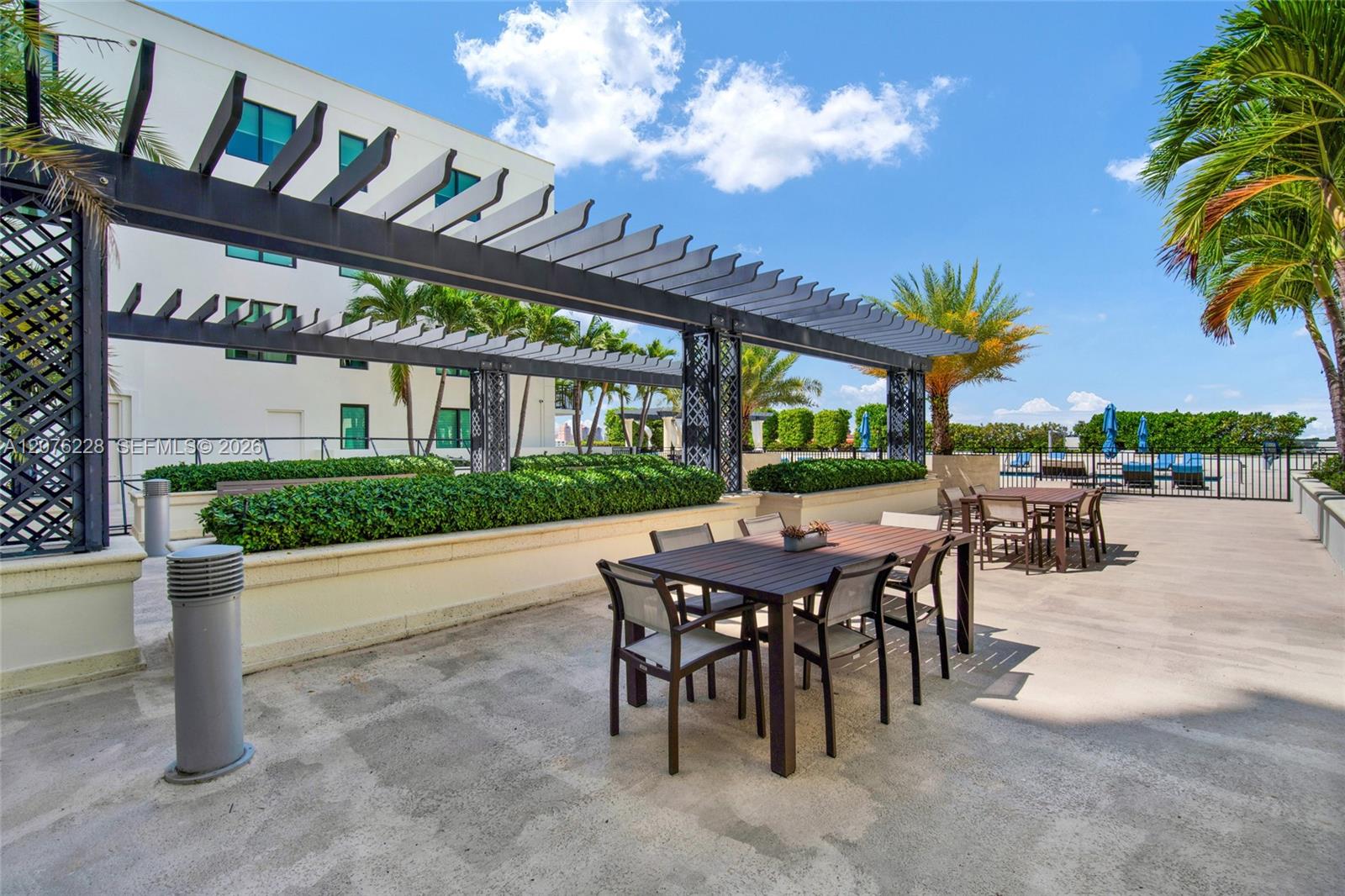 1300 Ponce De Leon Boulevard