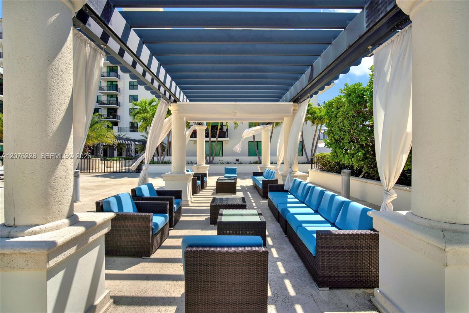 1300 Ponce De Leon Boulevard