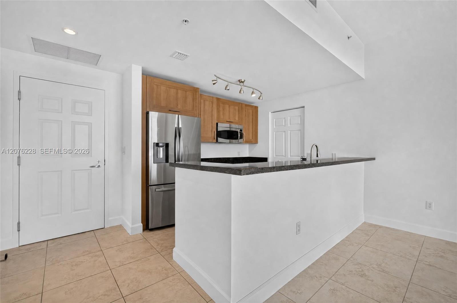 1300 Ponce De Leon Boulevard