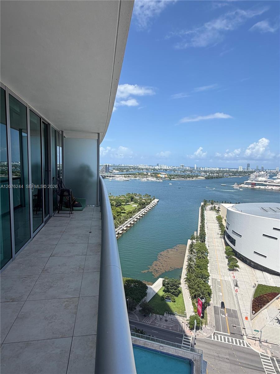 888 Biscayne Boulevard