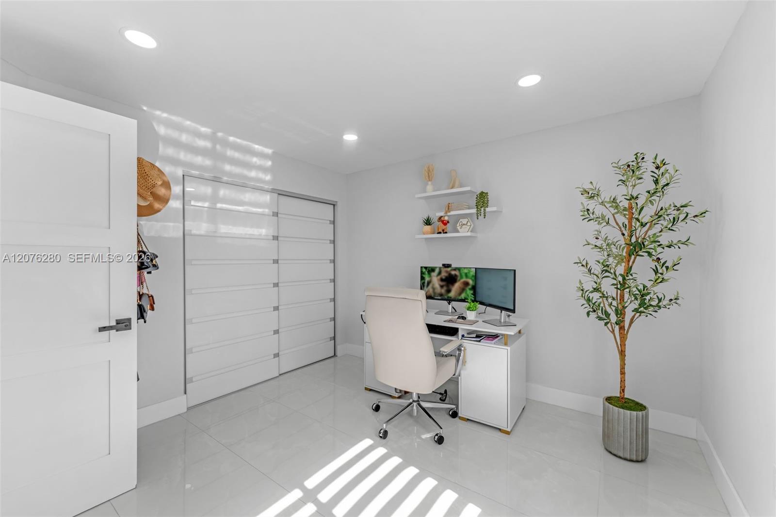 1180 NW 124th Place
