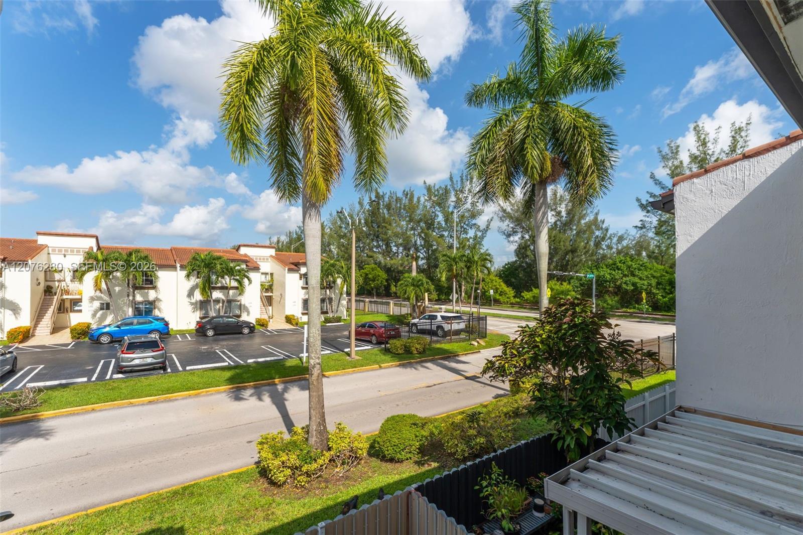 1180 NW 124th Place
