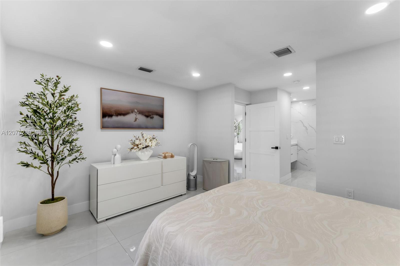 1180 NW 124th Place