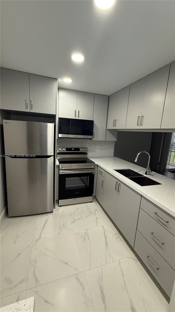 2750 W 63rd Place