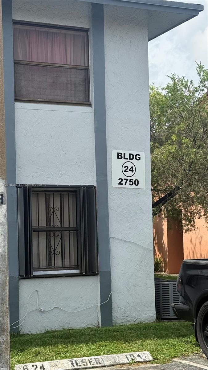 2750 W 63rd Place