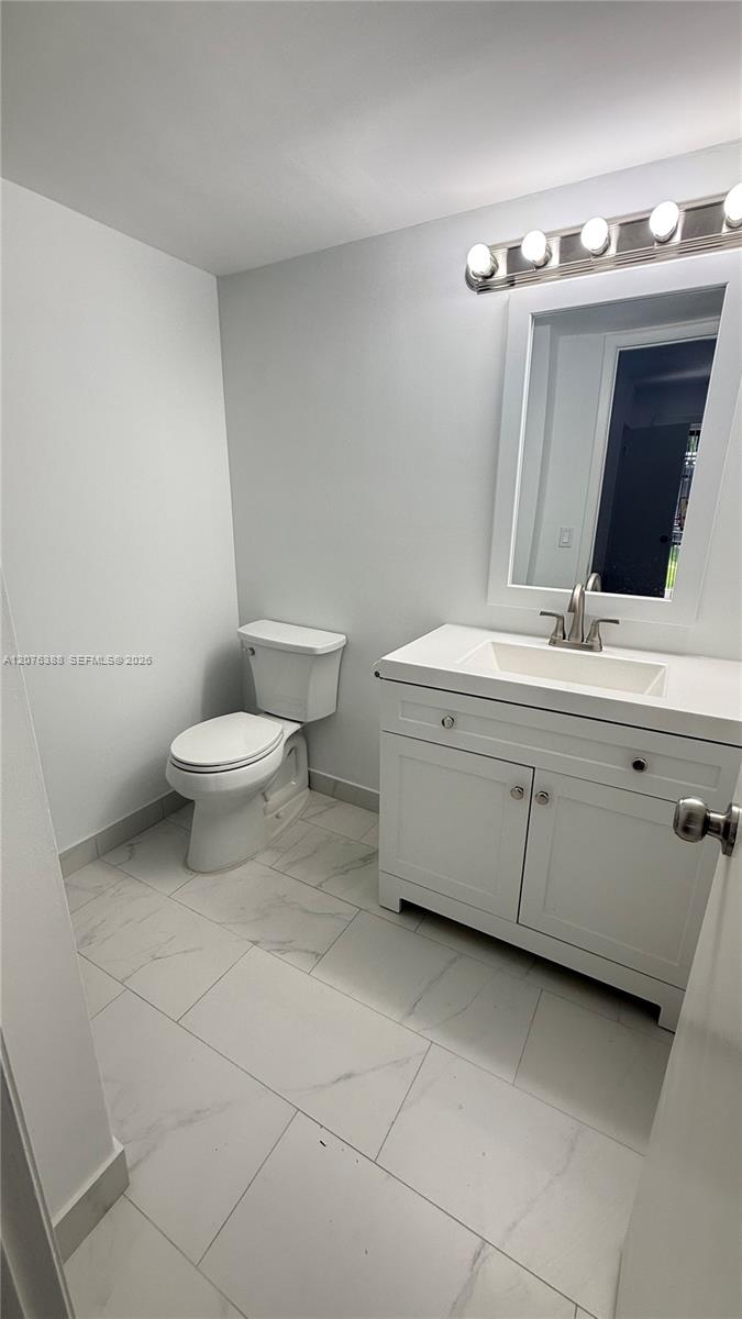 2750 W 63rd Place