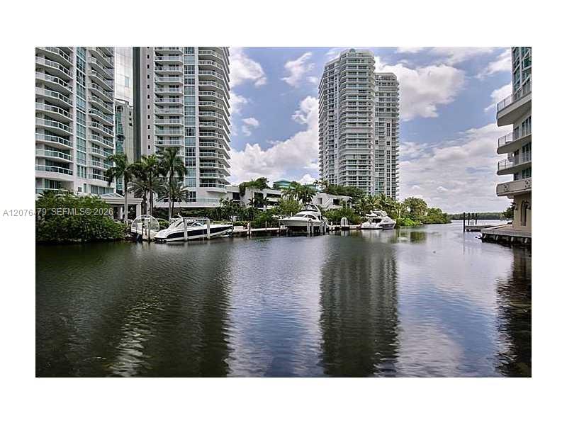 200 Sunny Isles Boulevard