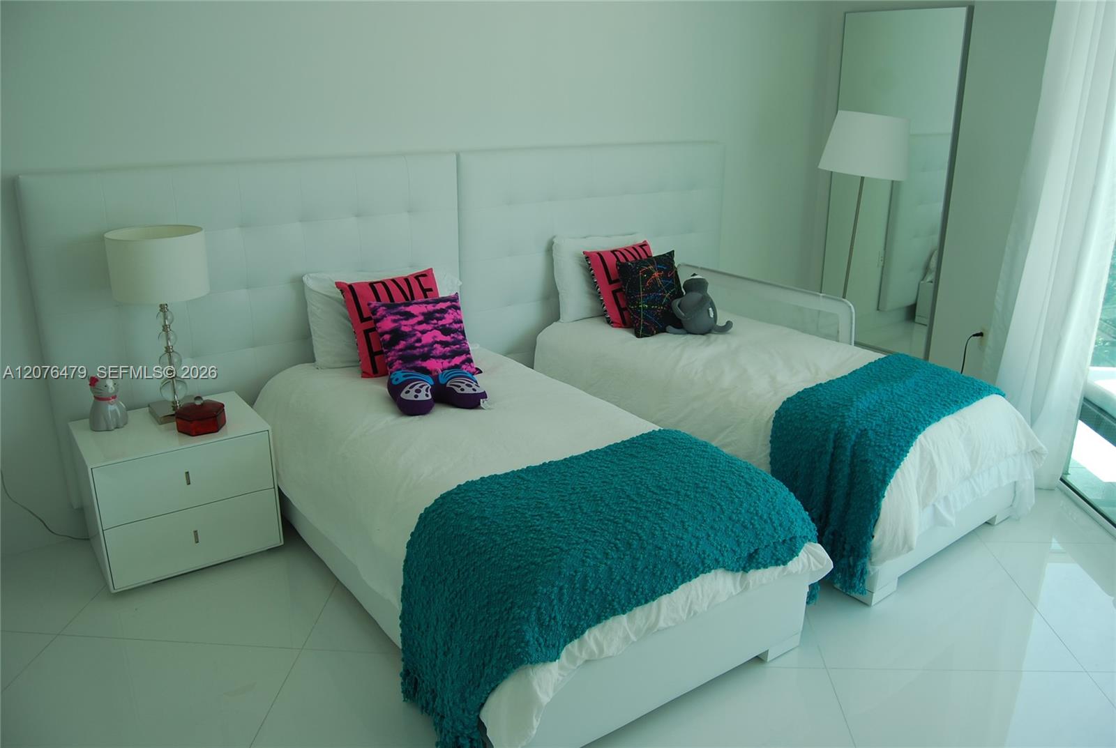 200 Sunny Isles Boulevard
