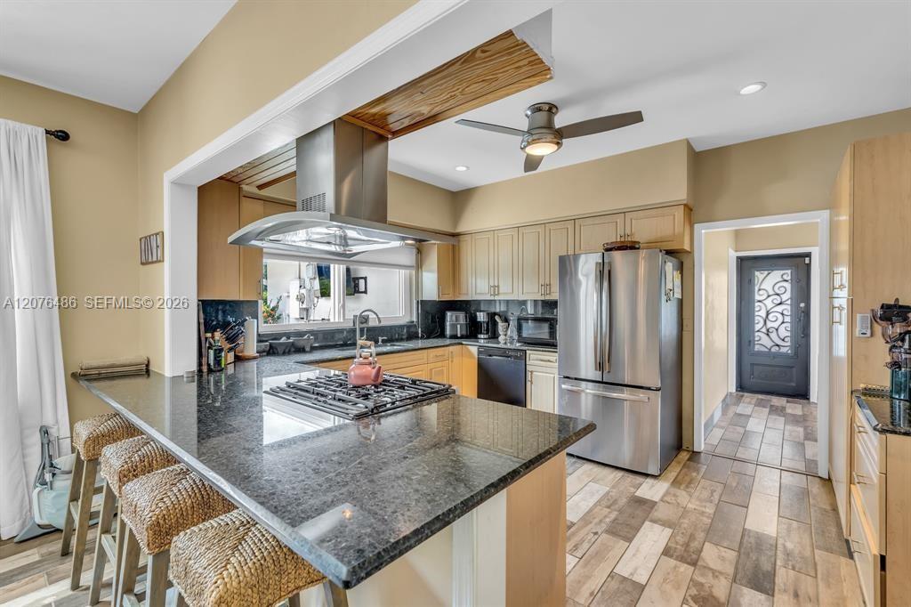 400 NE 2nd Street