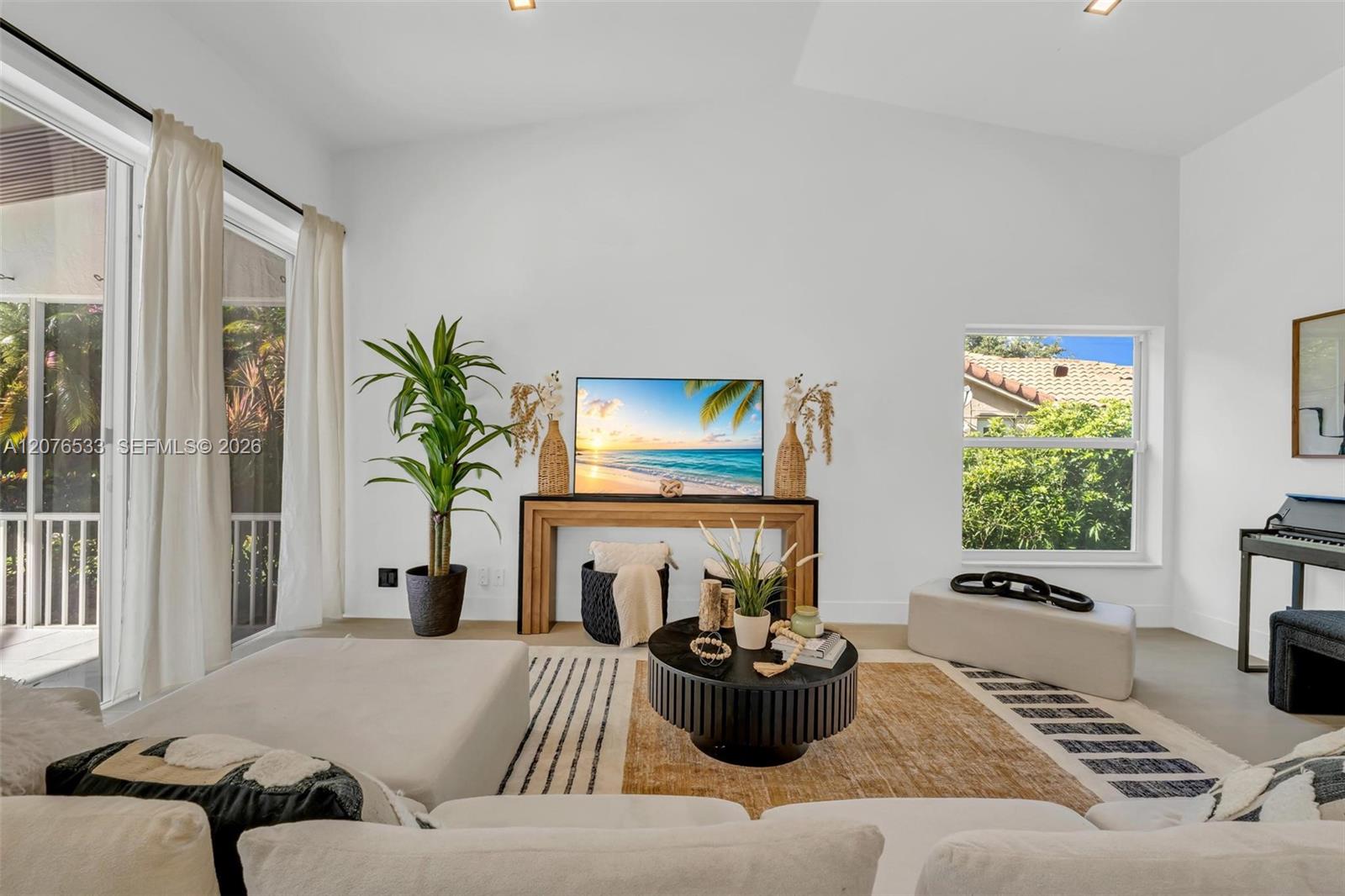 11834 Island Lakes Lane