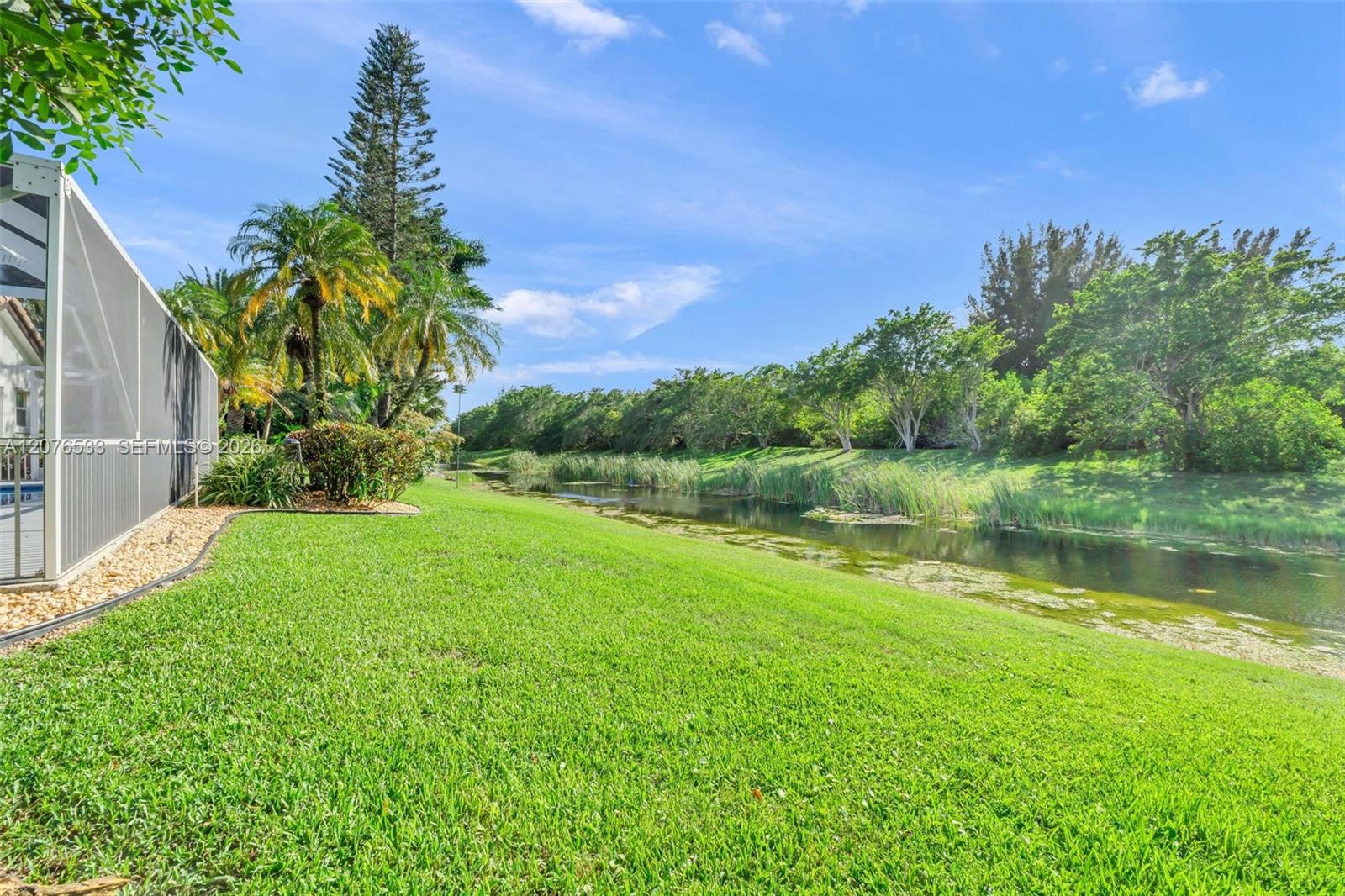 11834 Island Lakes Lane