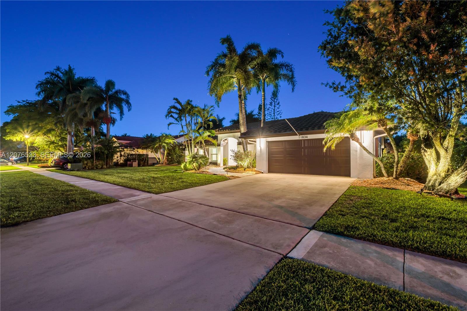 11834 Island Lakes Lane