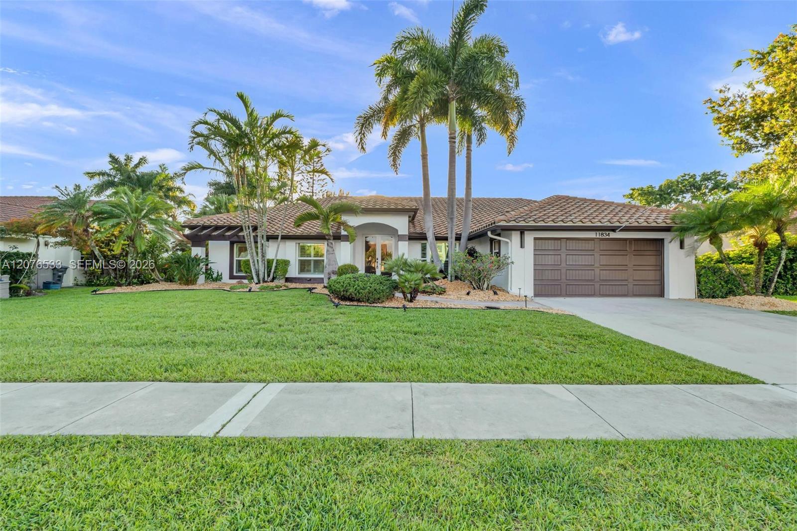 11834 Island Lakes Lane