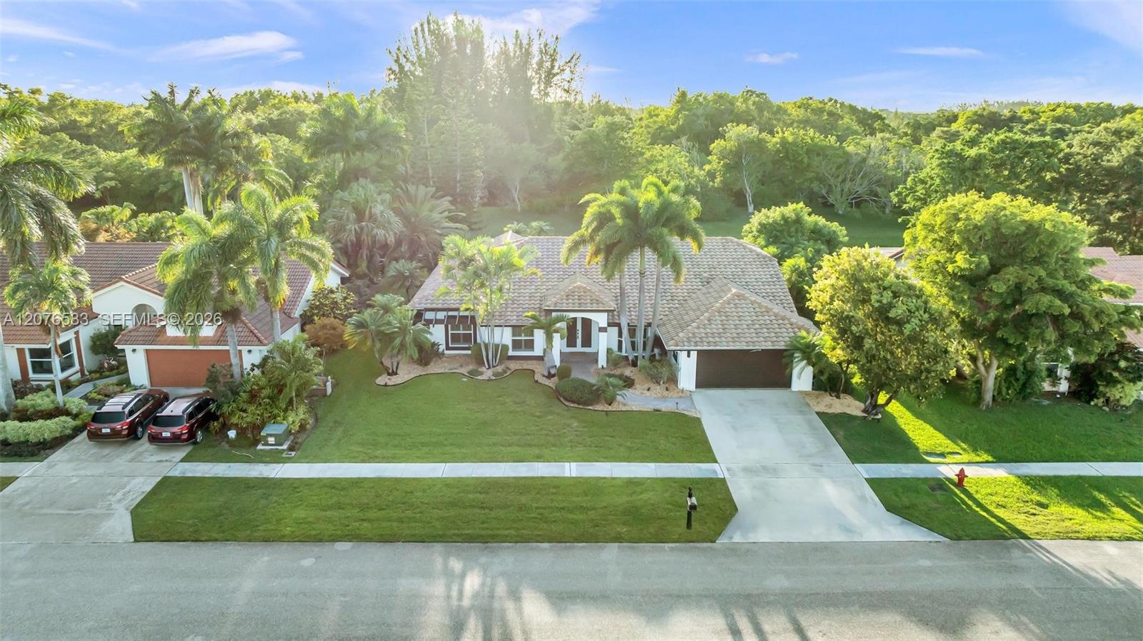 11834 Island Lakes Lane