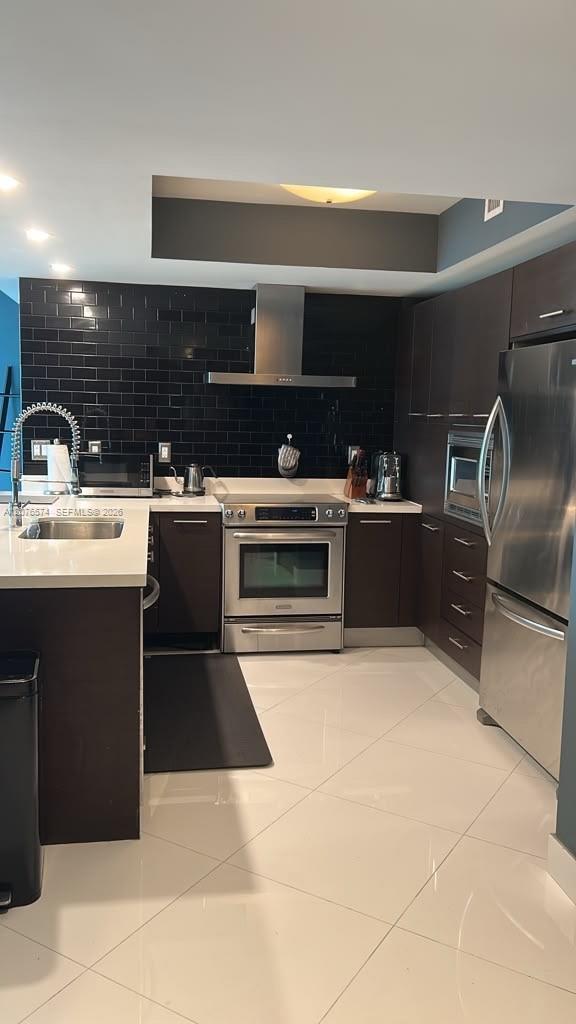 250 Sunny Isles Boulevard