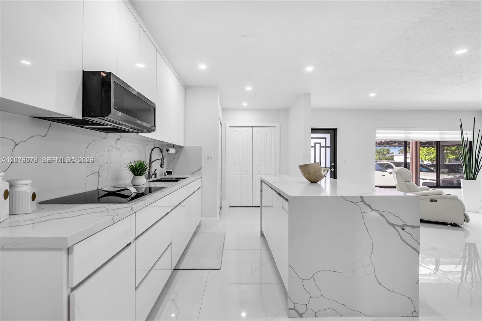 1270 W 64th Terrace