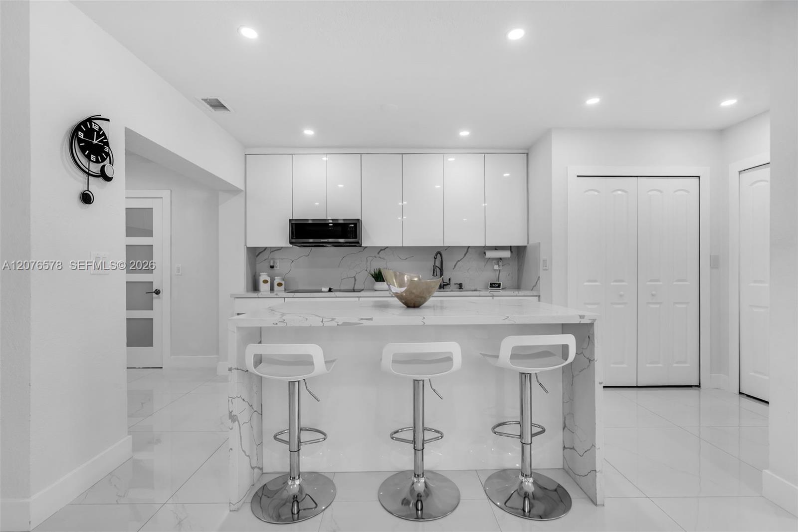 1270 W 64th Terrace