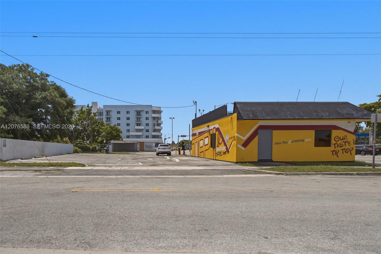 5495 NW 17th Avenue