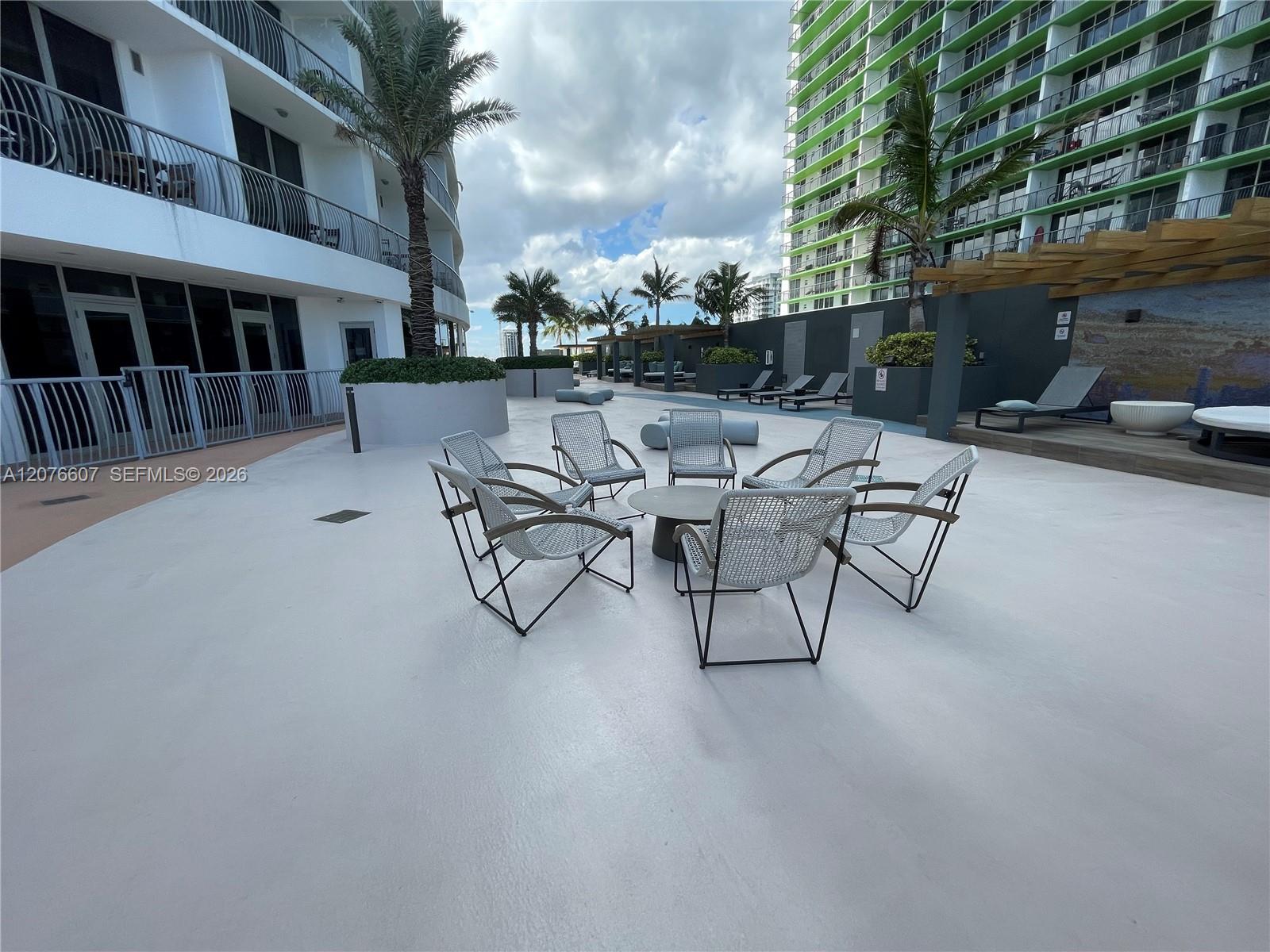 1750 N Bayshore Drive