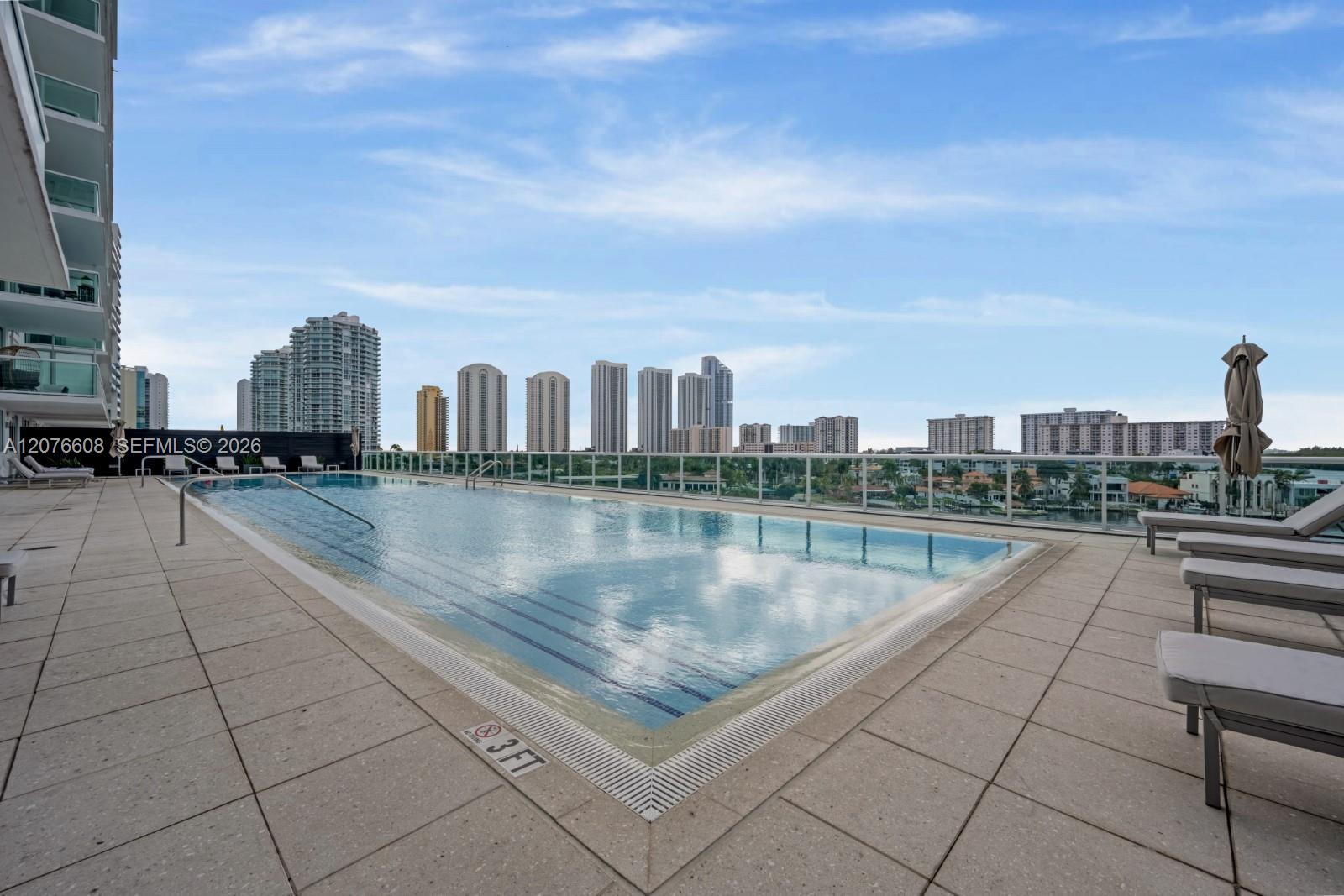400 Sunny Isles Boulevard