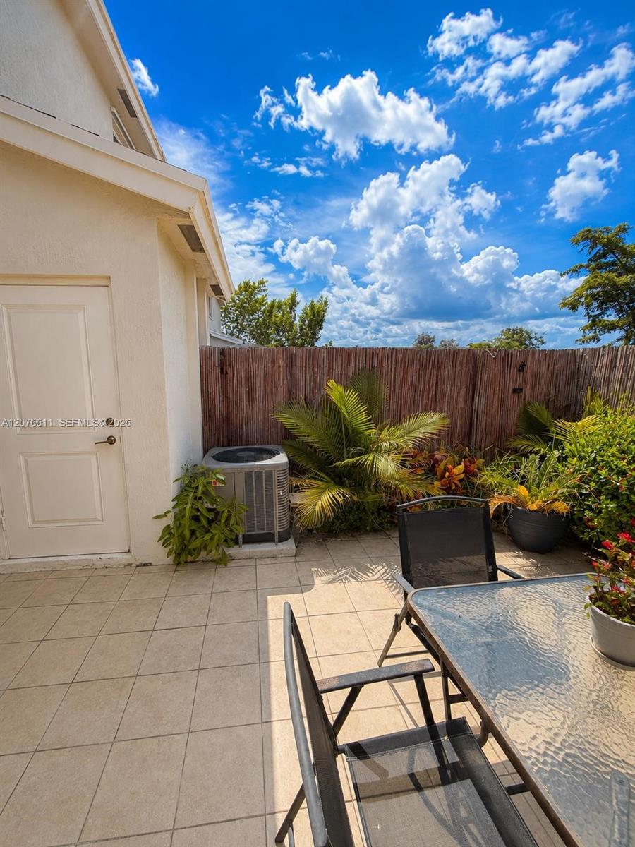 1222 NW 3rd Lane