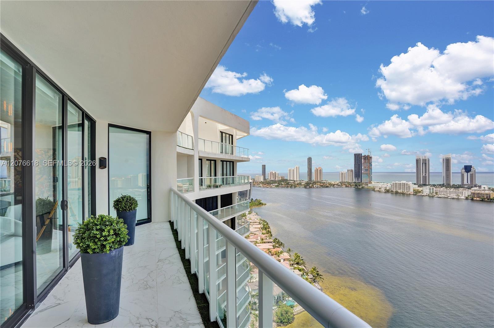 4000 Island Boulevard