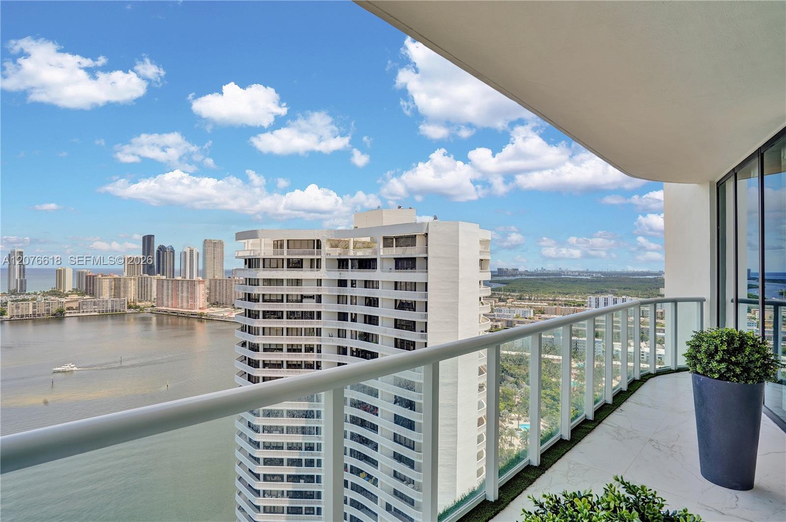 4000 Island Boulevard